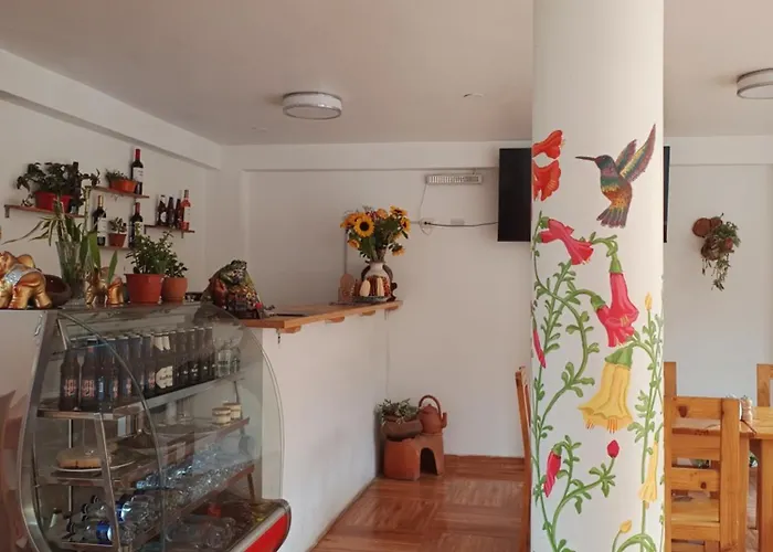 Sequeiros Garden Hotel *